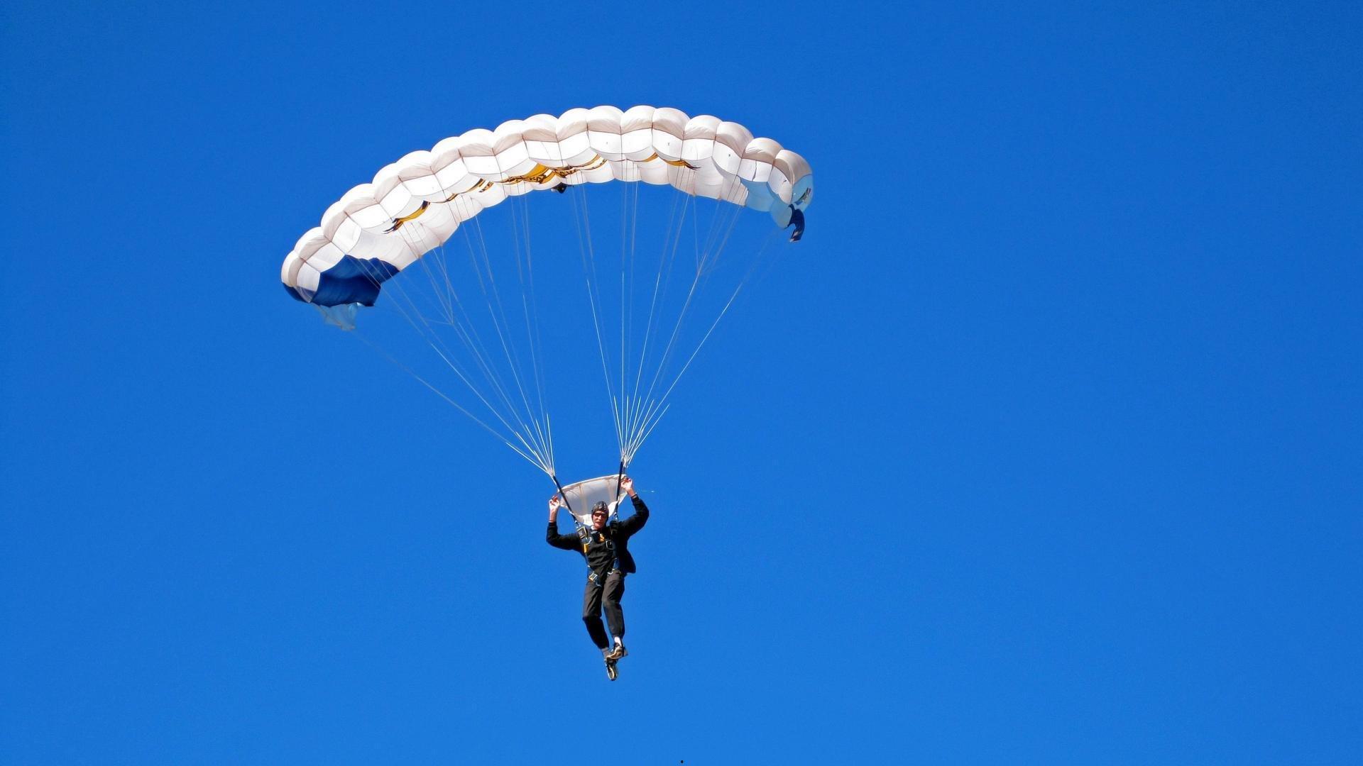 浓眉有望联手蔡恩?名记,他铁了心要离开鹈鹕!